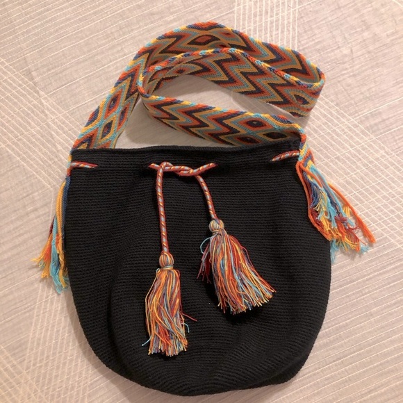 NWOT Authentic Wayuu Indians ethnic crochet mochila bag - Picture 2 of 11